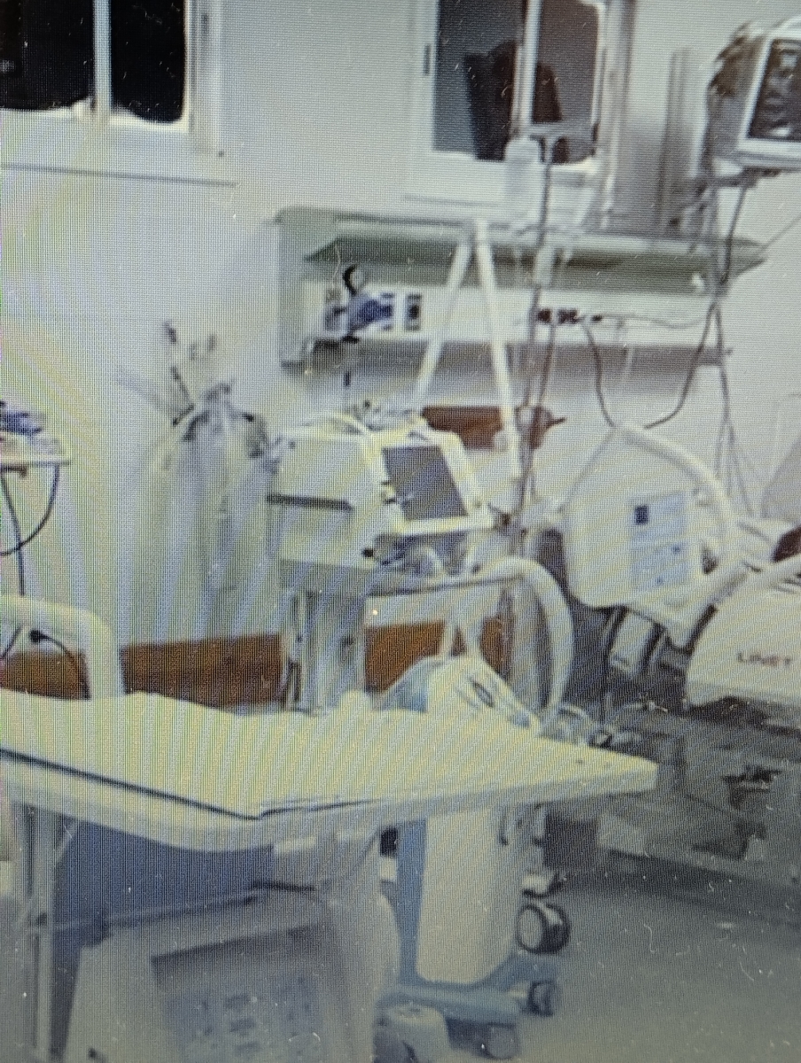 Hospital ICU bed