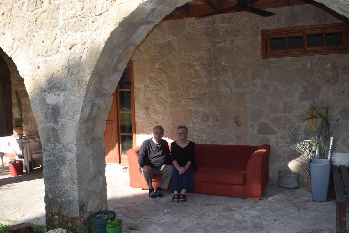 Alec and Linda relax at the Hermitage