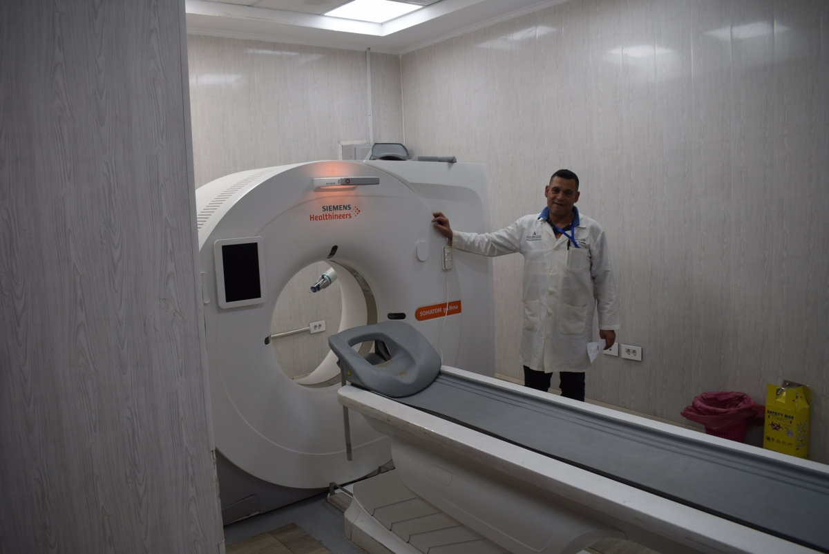 The new CT scanner with an operative