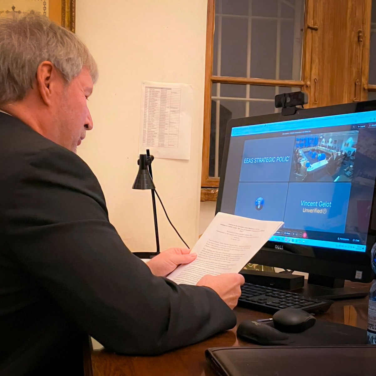 Canon Binder delivers his address online