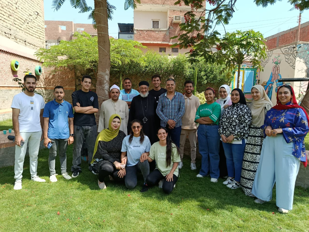 Peacebuilding group photo