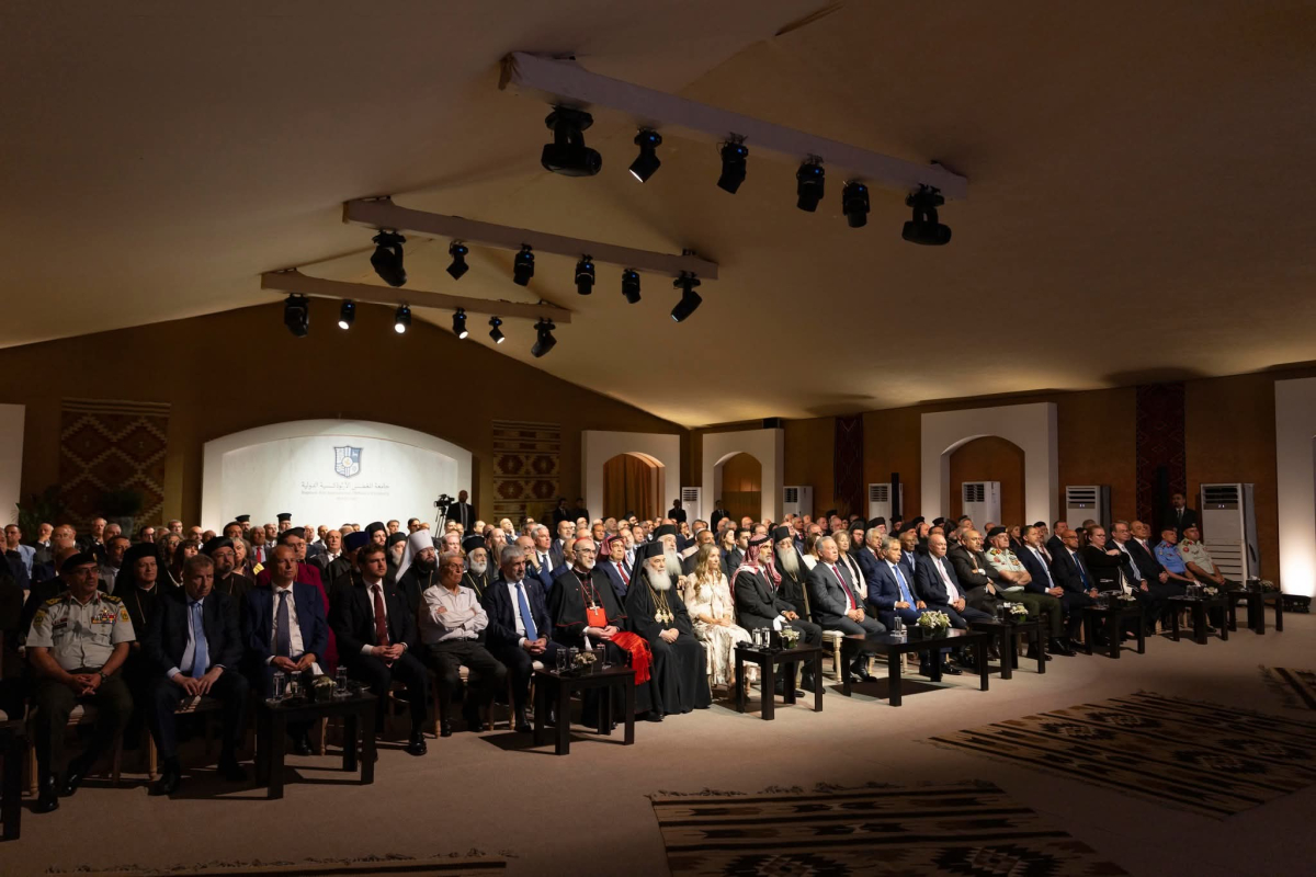 The audience for the inauguration, including archbishop Hosam
