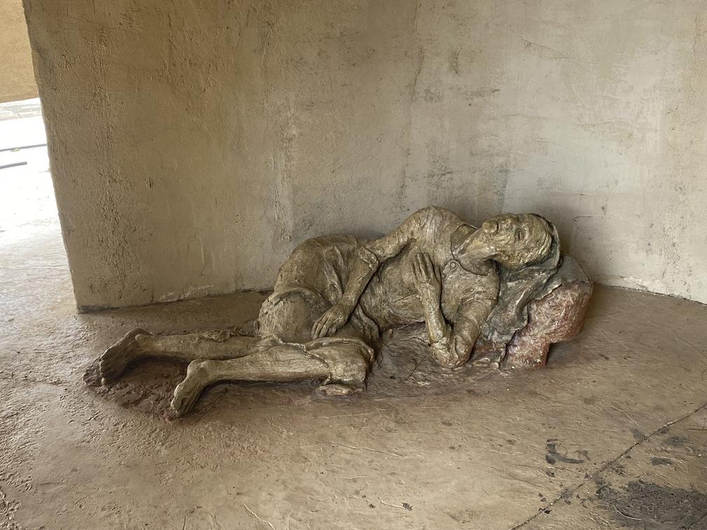 Sculpture of the old woman